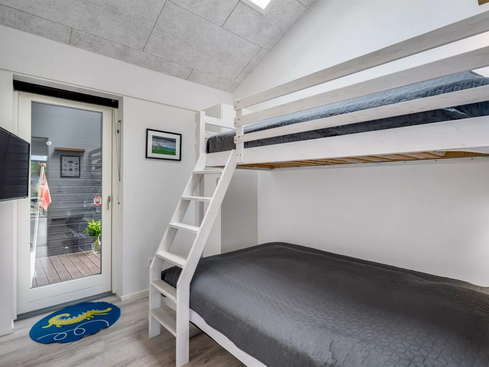 "Jonka" - 2km from the sea-Binnen