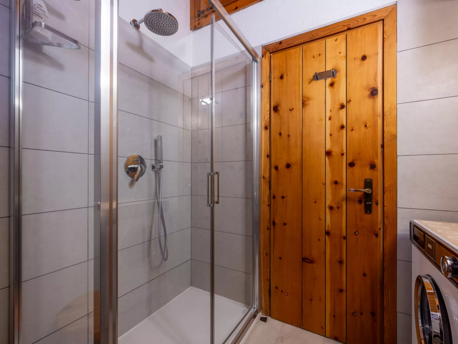 Gag Derby Apartment-Binnen