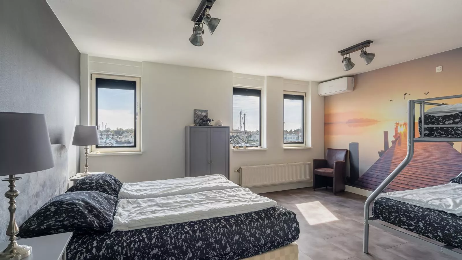 De Brouwersdam-Slaapkamer