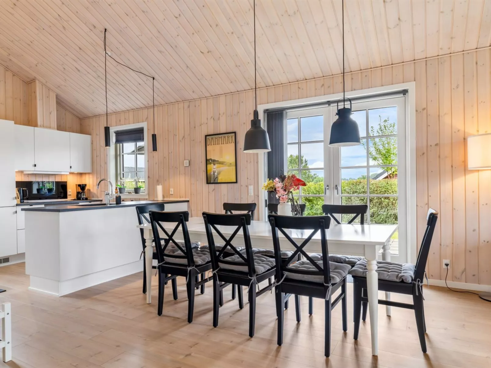 "Rixa" - 350m from the sea-Binnen