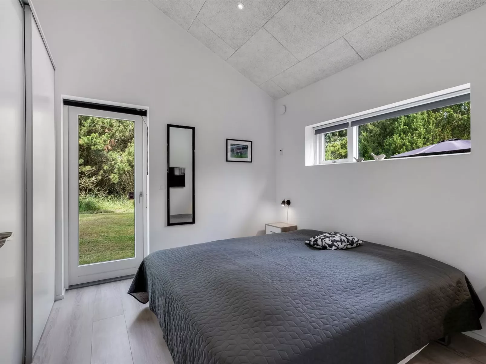 "Jonka" - 2km from the sea-Binnen