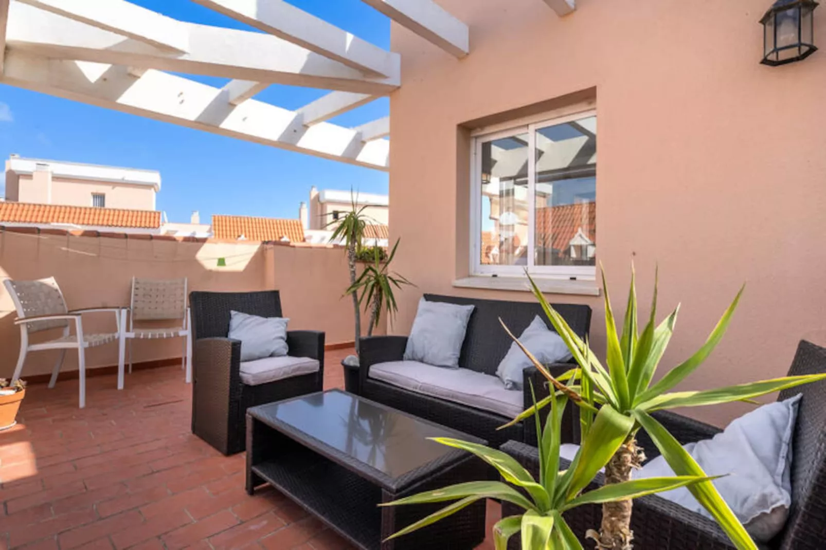 Appartements à San Luis de Sabanillas