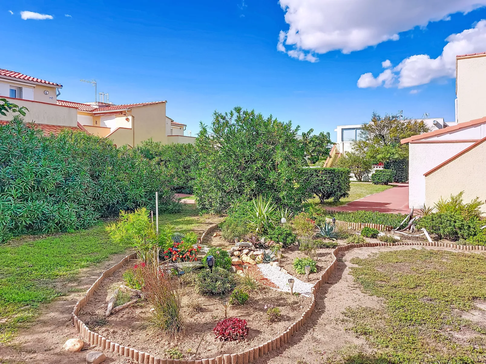 Les Supers Marines-Buiten