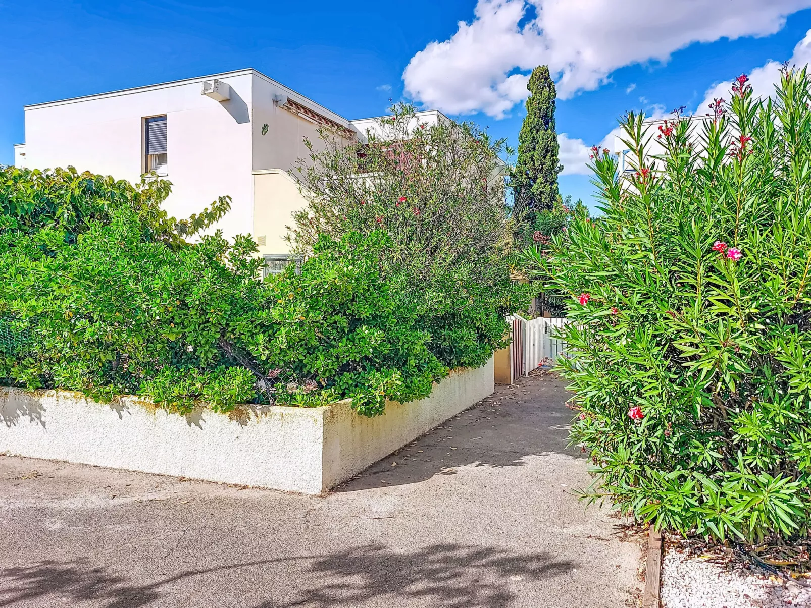 Les Supers Marines-Buiten