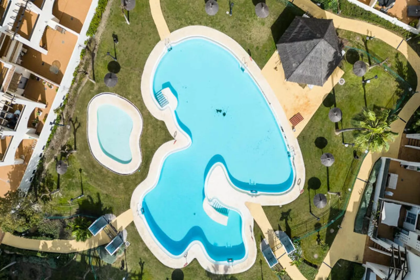 Appartements à San Luis de Sabanillas