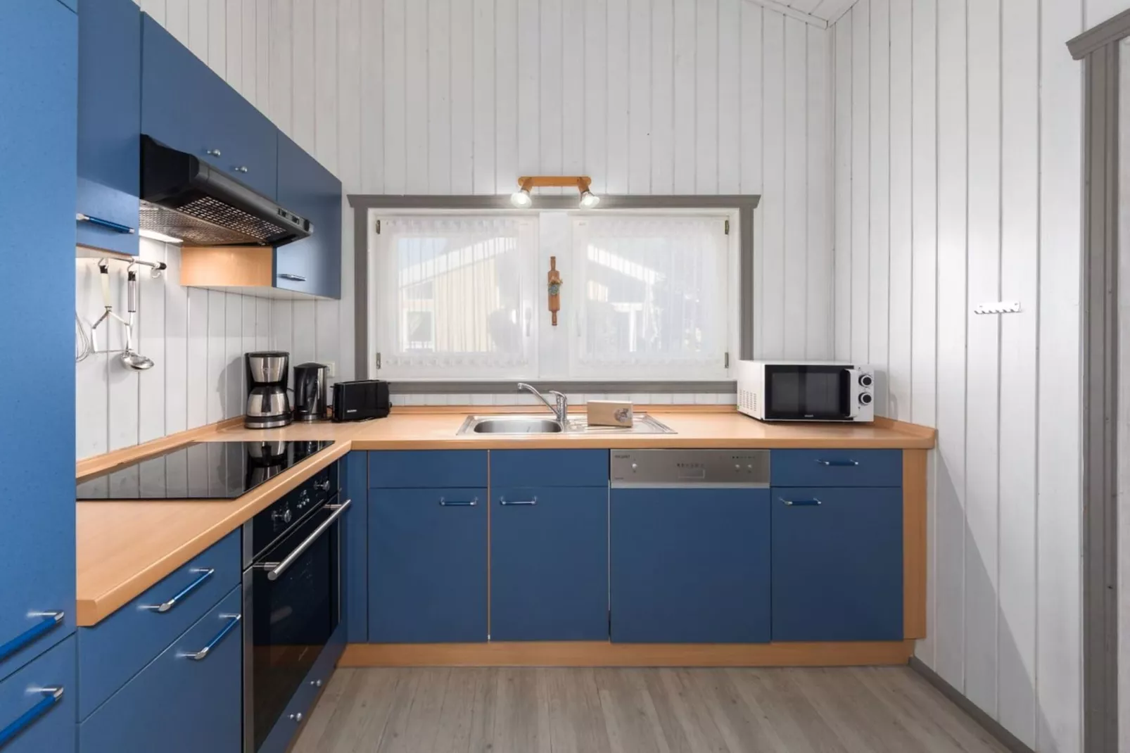 FH Seeschwalbe 147-Keuken