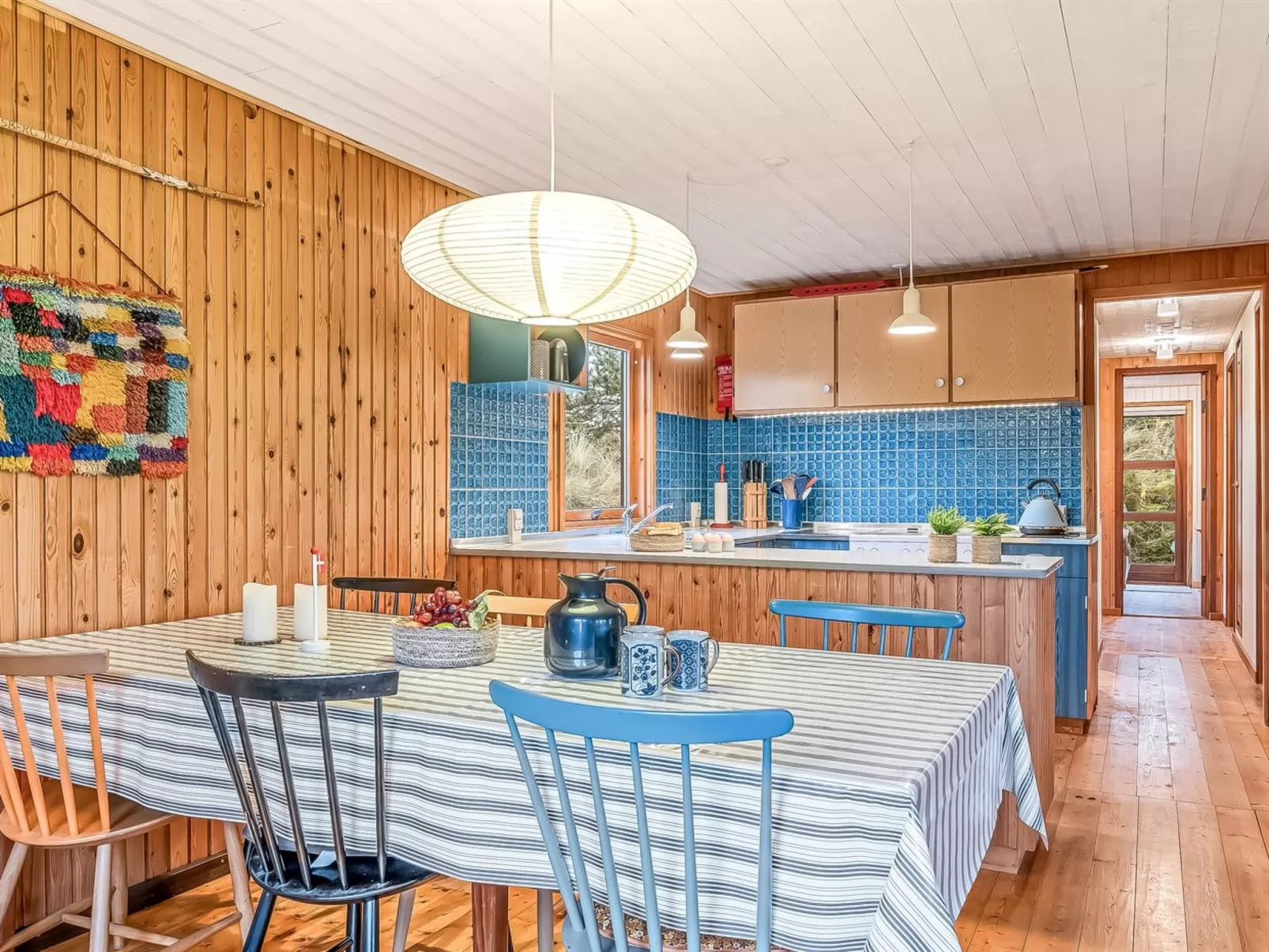 "Anneka" - 750m from the sea-Binnen