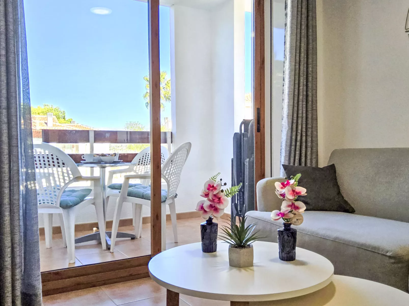 Residencial Font Rotja - Binnen