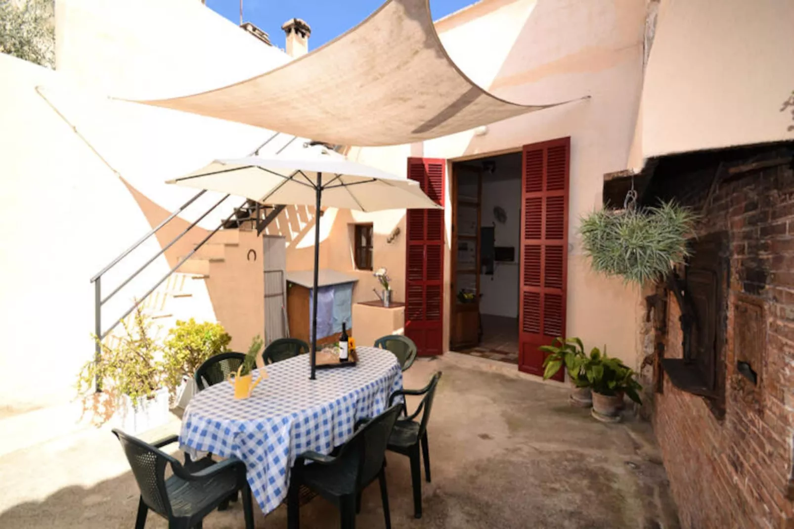 Maison à Petra-Niet-getagd