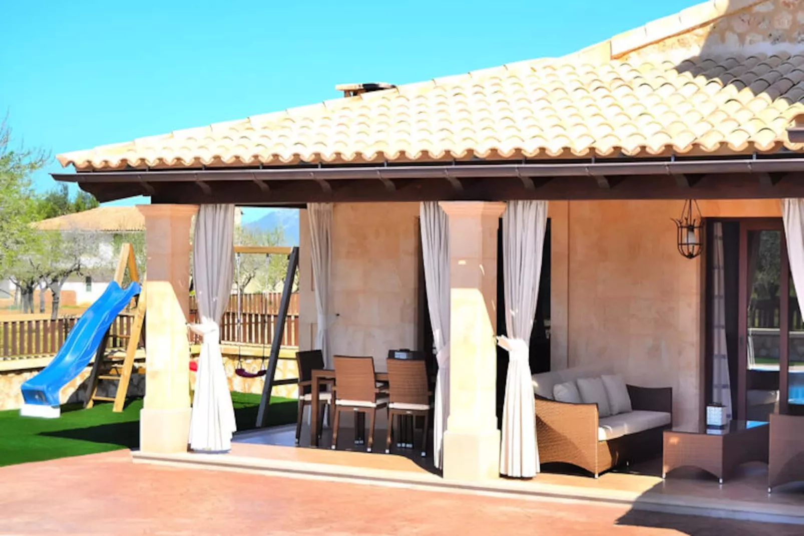 Maison à Búger-Niet-getagd