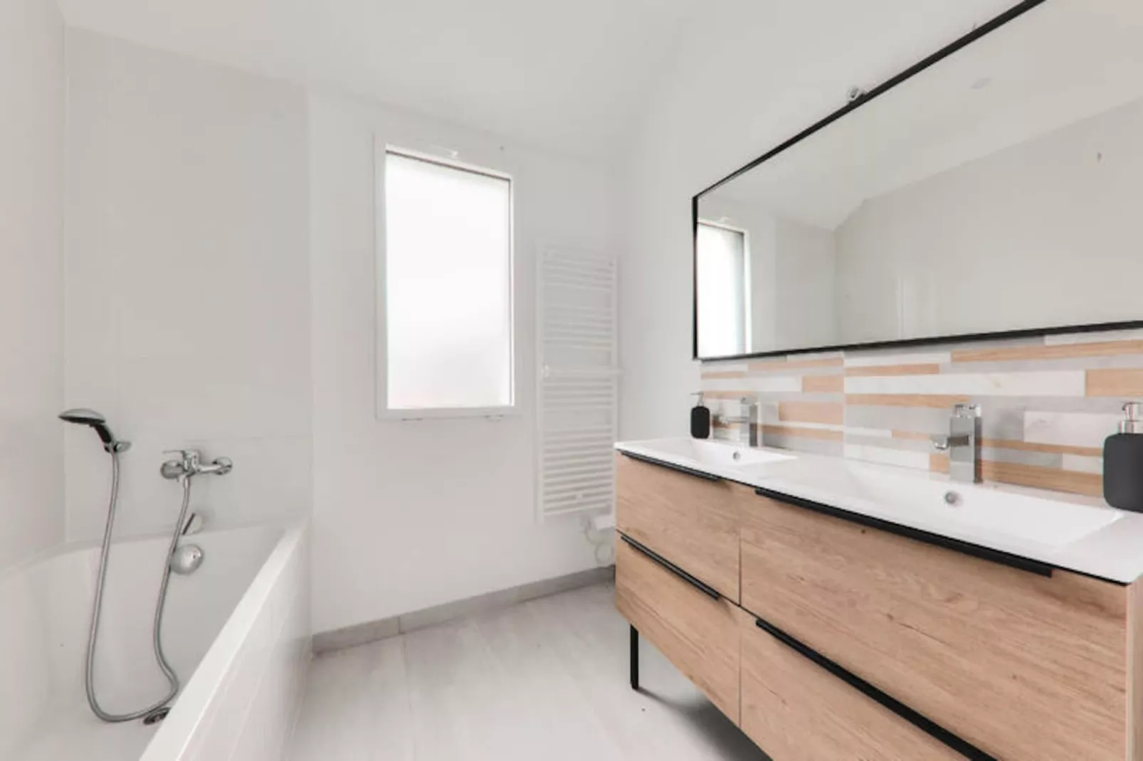 Maison à Le Tour du Parc-Niet-getagd