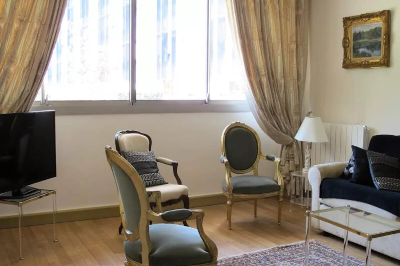 Appartements à Paris-Niet-getagd