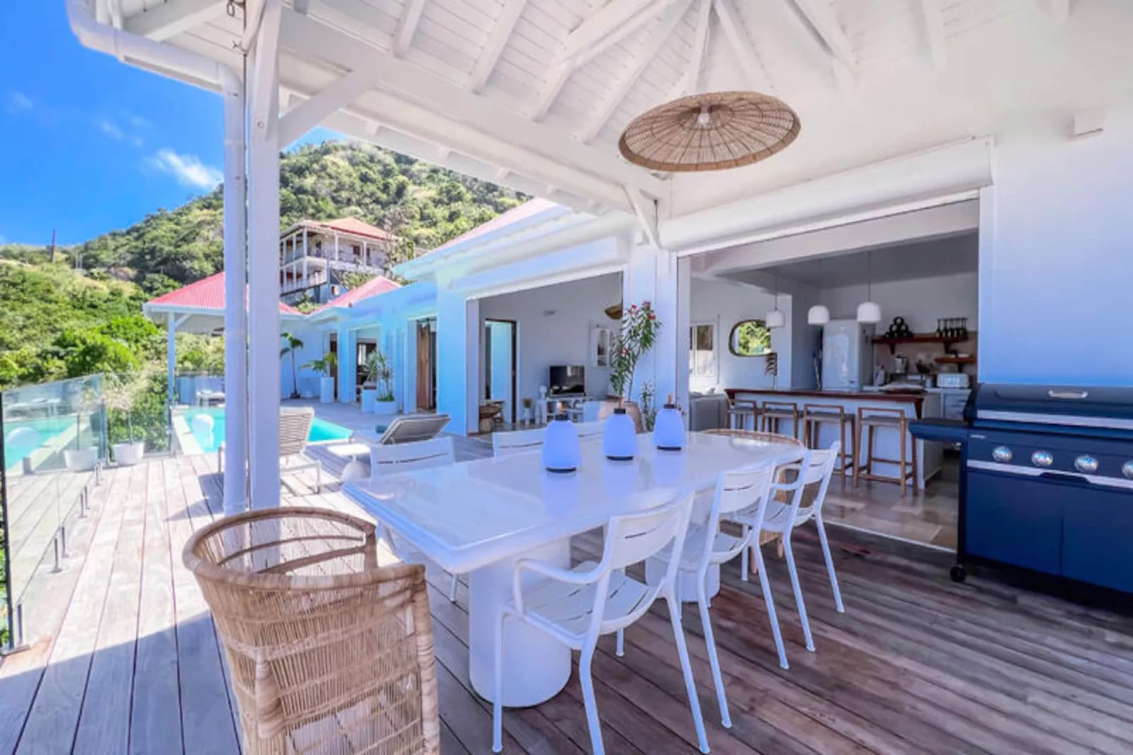 Maison à Terre de Haut-Niet-getagd