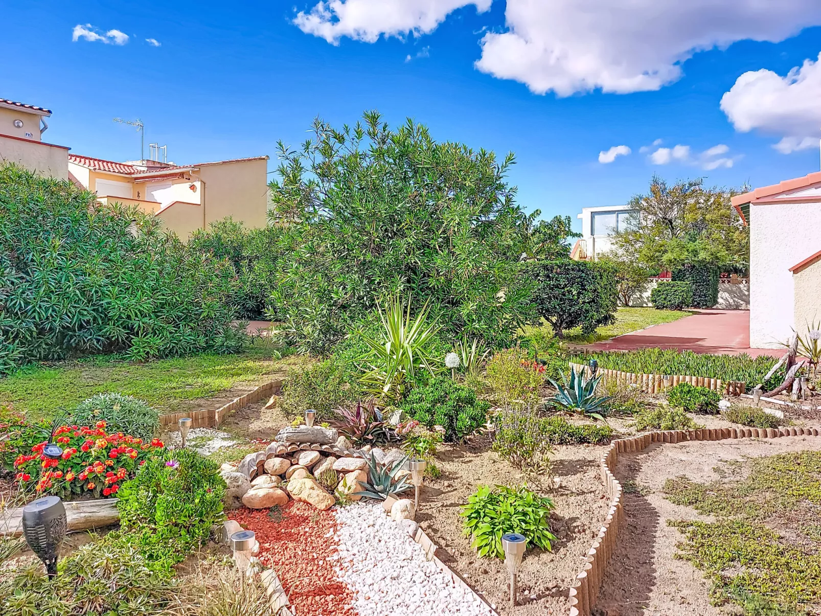 Les Supers Marines-Buiten