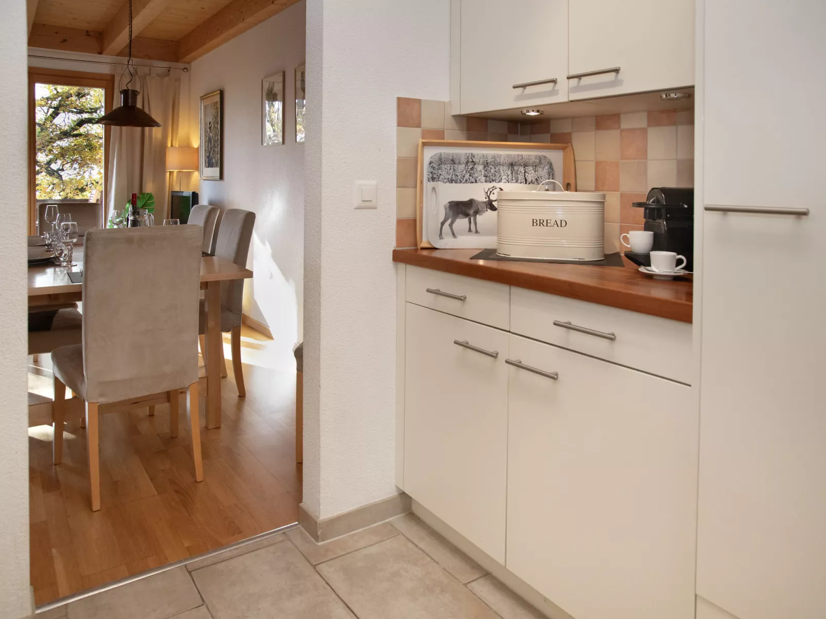 Racer's Retreat Apt.2-Binnen