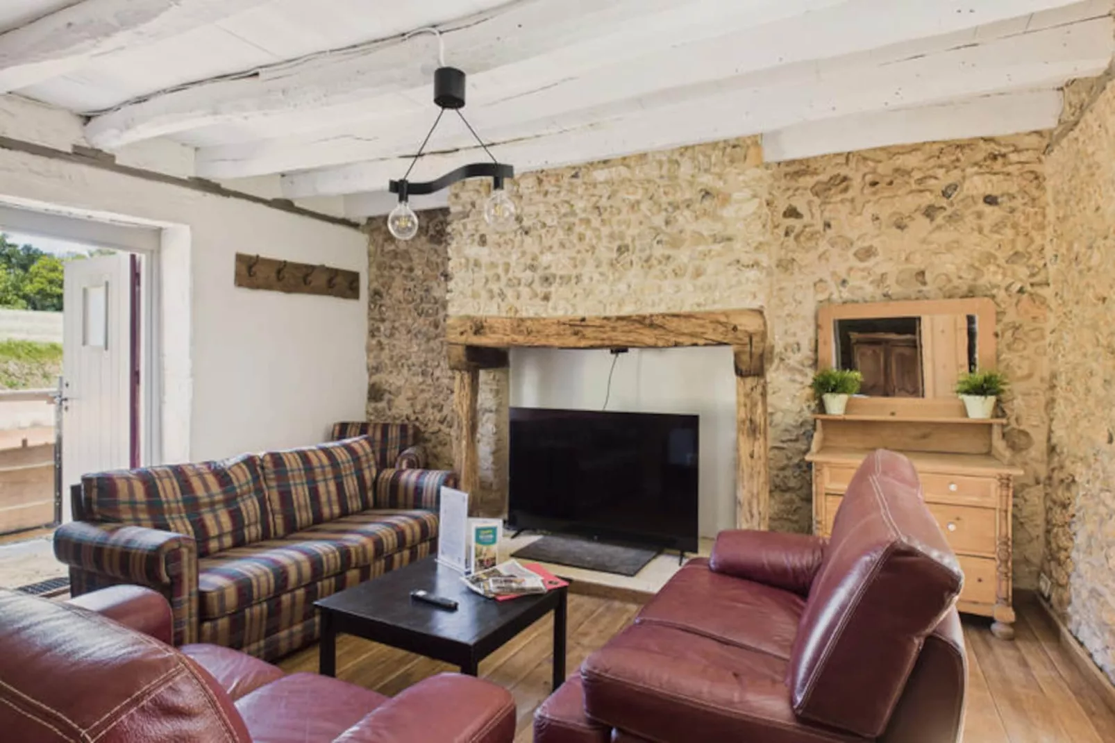 Maison à Rouffignac Saint-Cernin-Niet-getagd