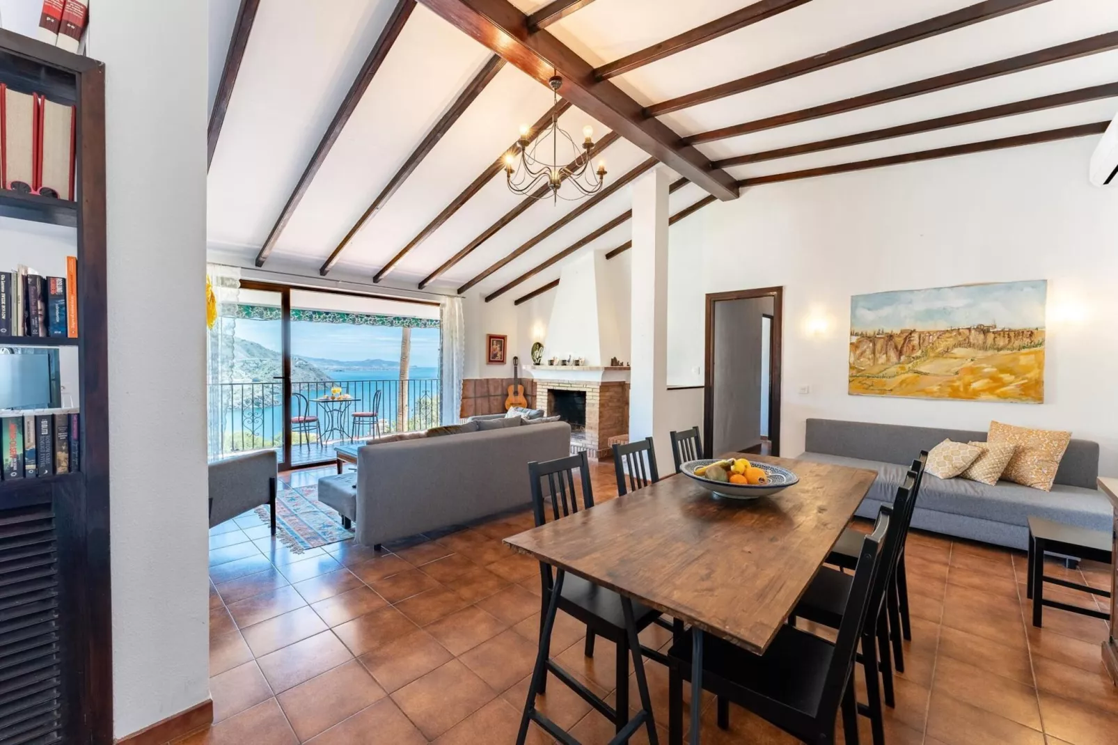 CT 269 GR - Faro's Sun Beach & More in Almuñecar-Eetkamer