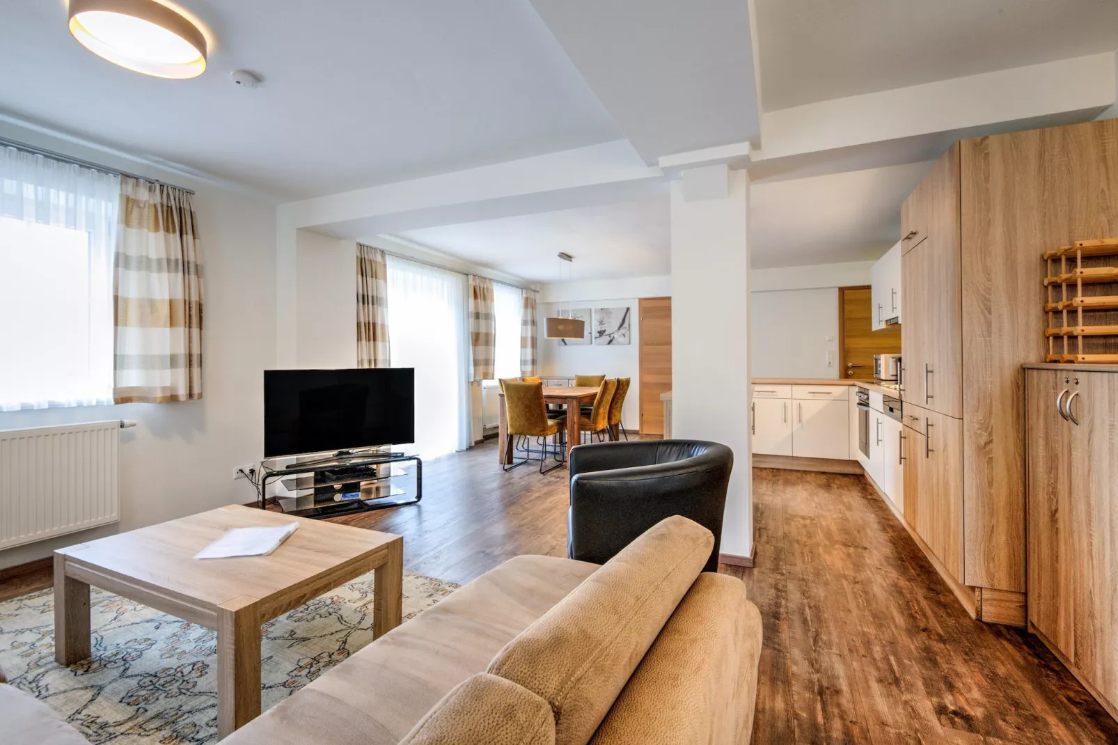 Brunner Apartment Top 2-Woonkamer