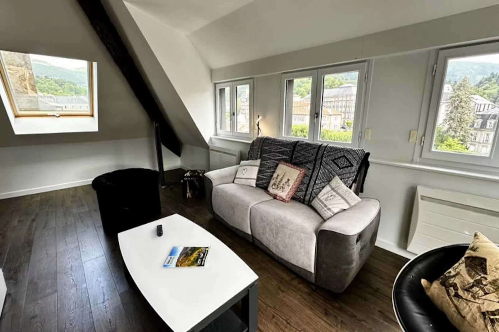 Appartements à La Bourboule-Niet-getagd