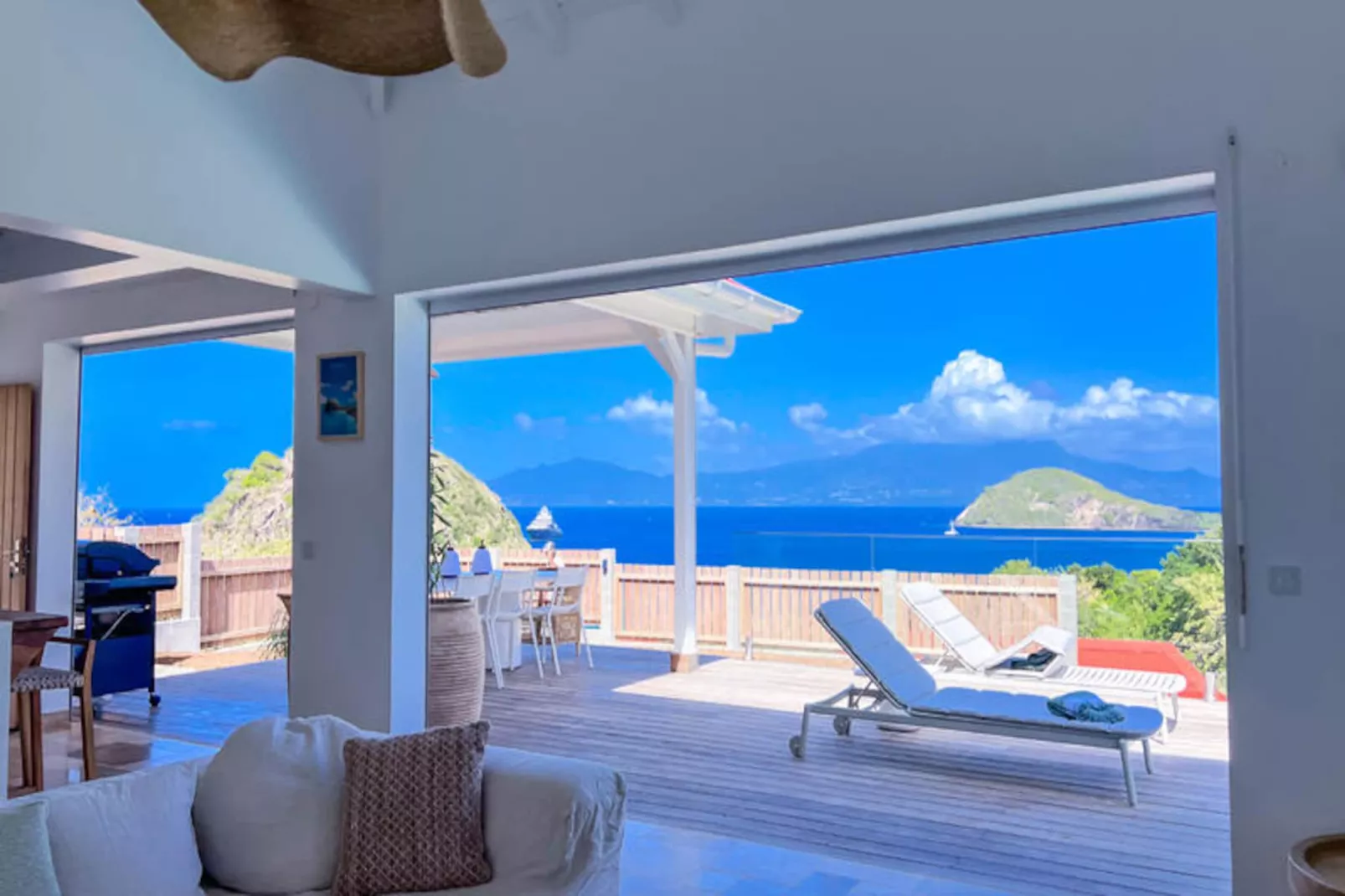 Maison à Terre de Haut-Niet-getagd