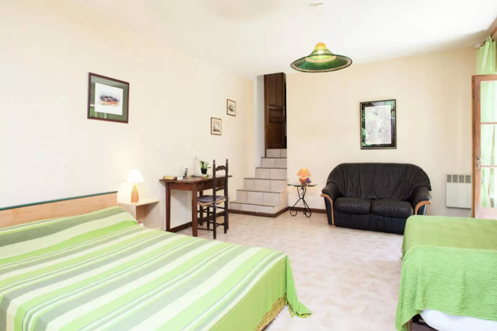 Maison à Peyzac le Moustier-Niet-getagd