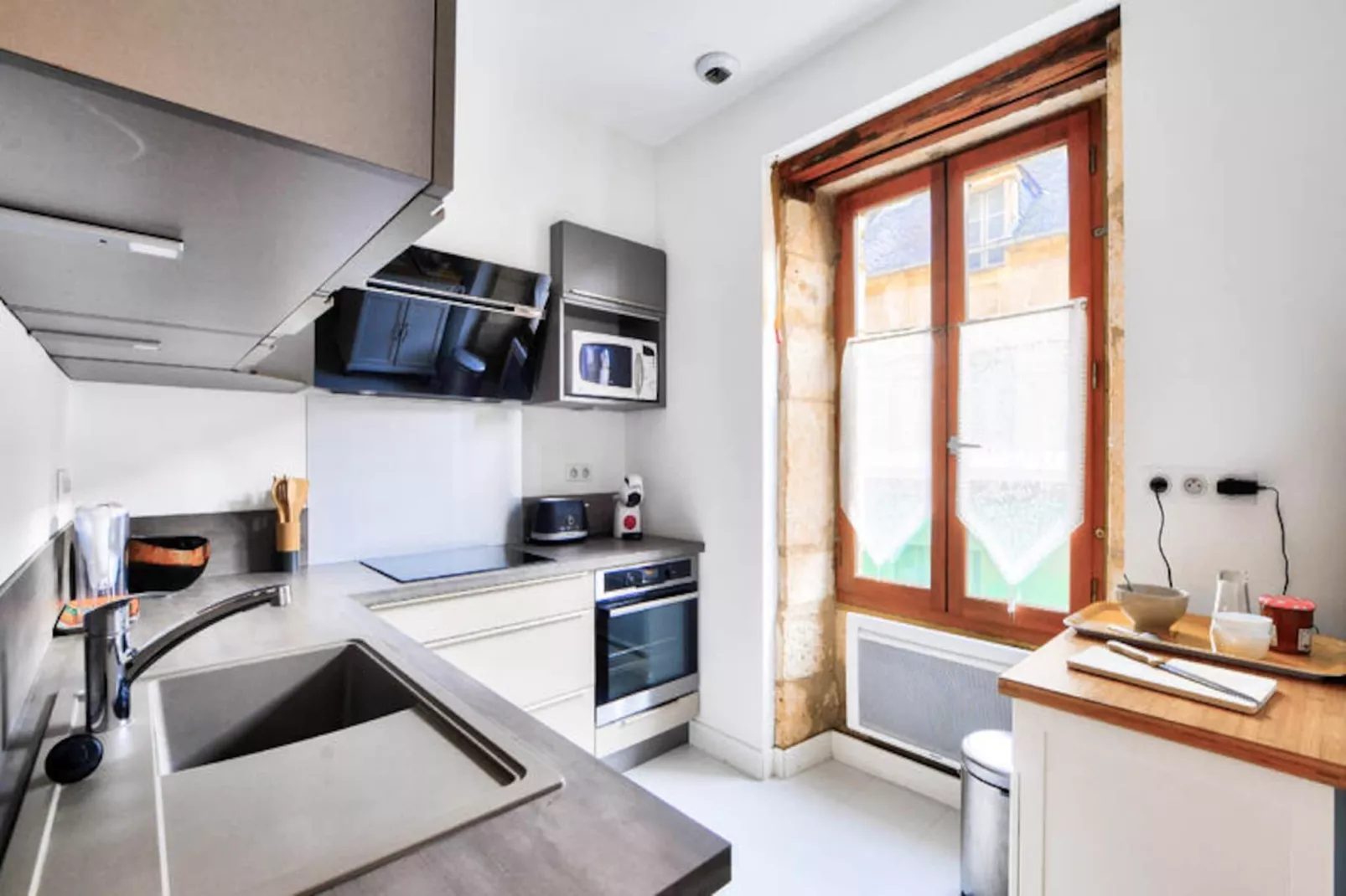 Maison à Montignac-Niet-getagd