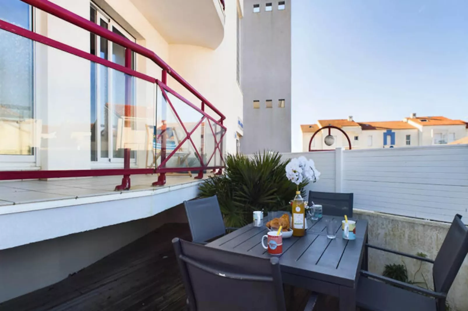 Appartements à Les Sables d'Olonne-Niet-getagd