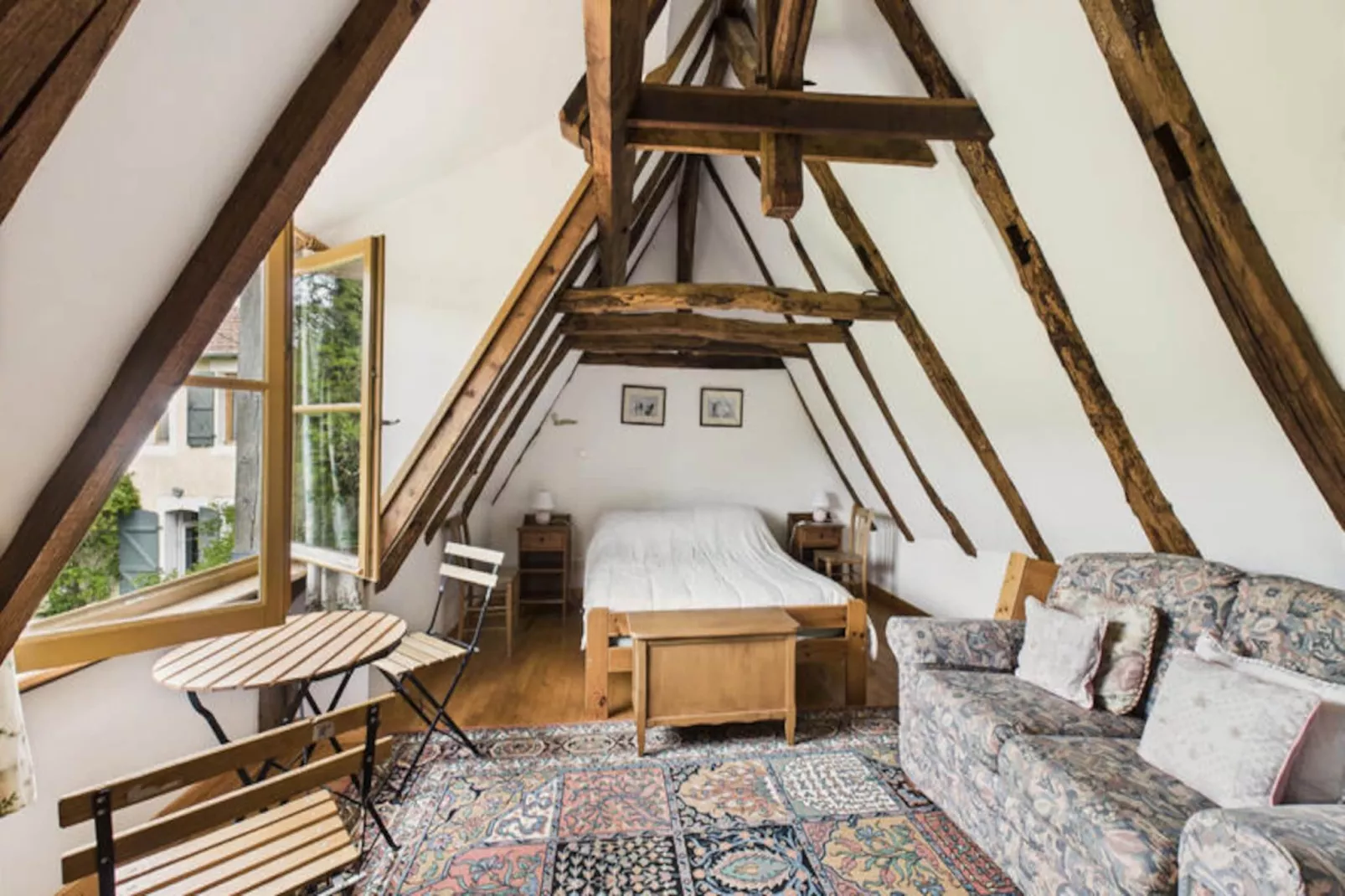 Maison à Montignac-Niet-getagd