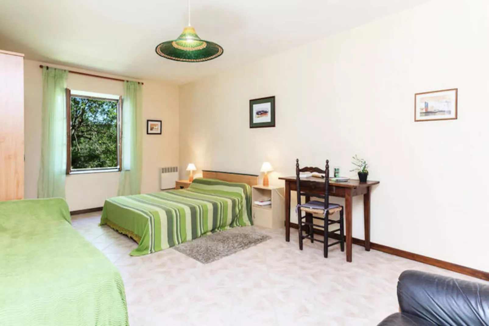 Maison à Peyzac le Moustier-Niet-getagd