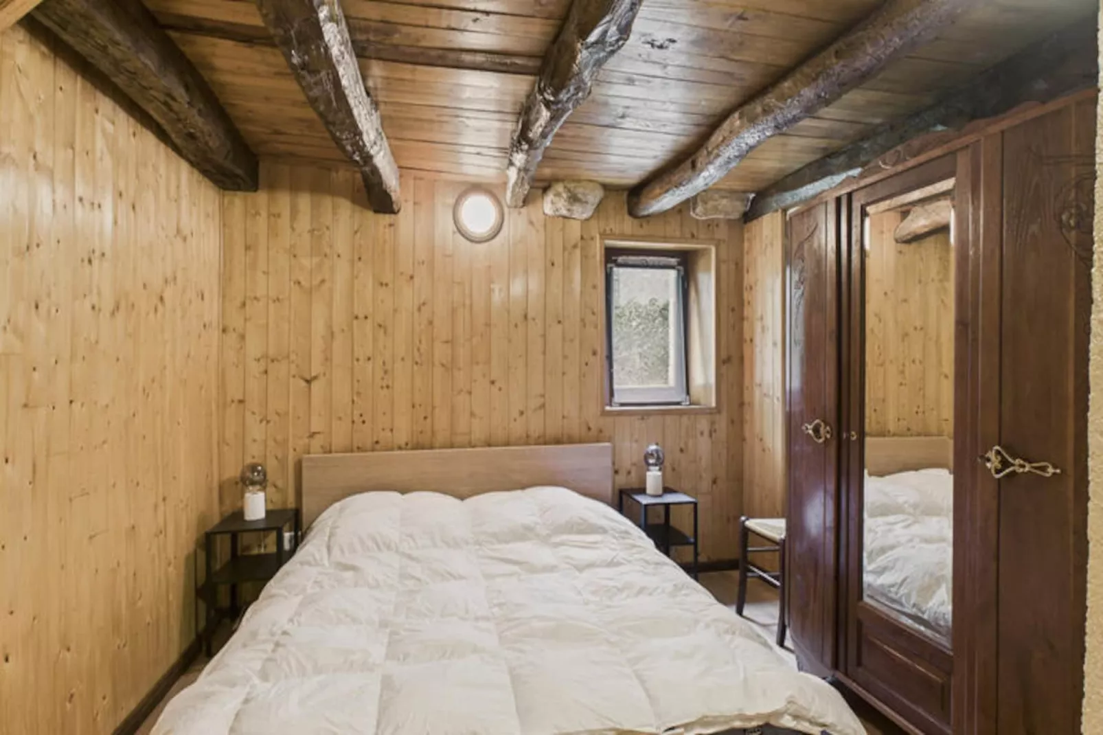 Maison à Saint-Crépin-et-Carlucet-Niet-getagd