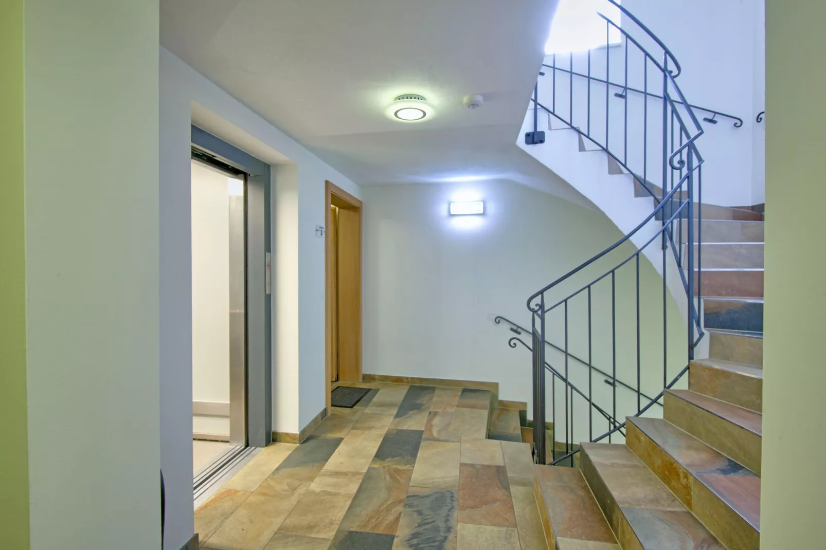 Brunner Apartment Top 4-Overloop