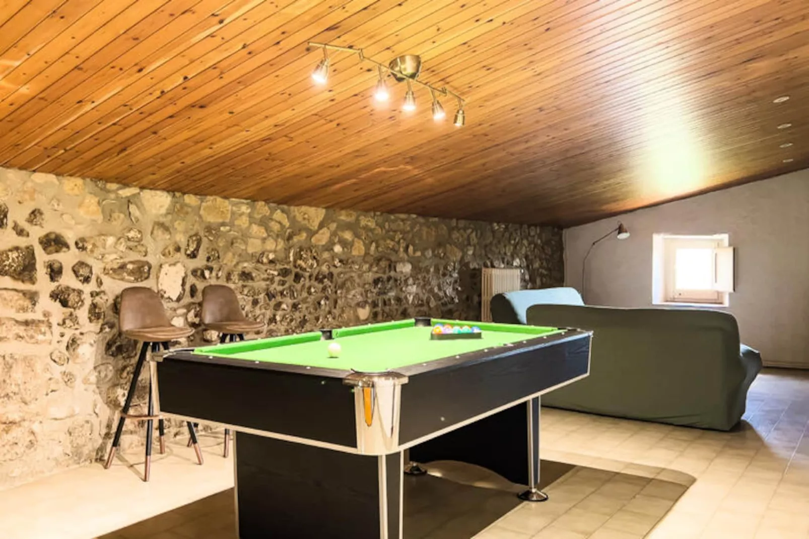 Mobil Home - Bungalow - Cottage à Cornellà del Terri-Niet-getagd