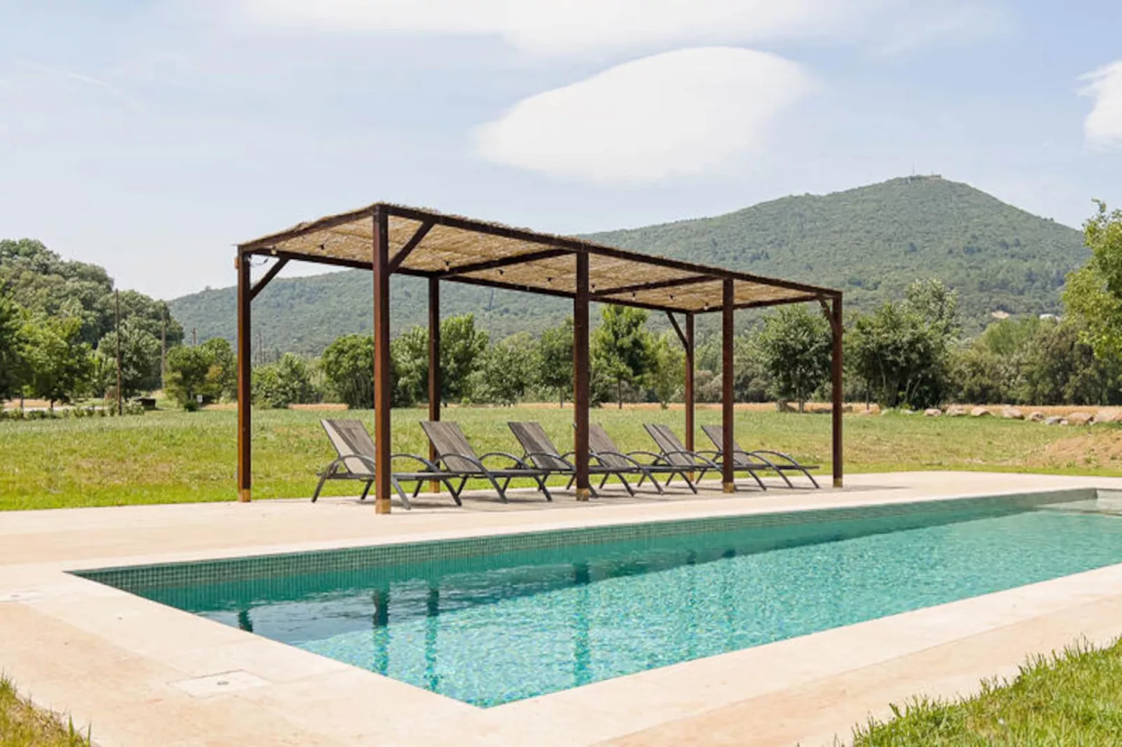 Mobil Home - Bungalow - Cottage à Montagut i Oix-Niet-getagd