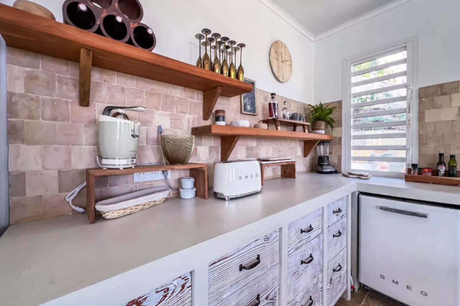 Maison à Terre de Haut-Niet-getagd