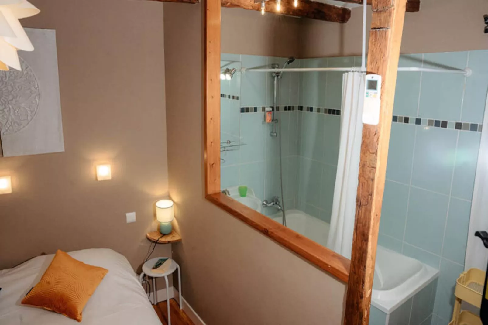 Maison à Coly-Niet-getagd