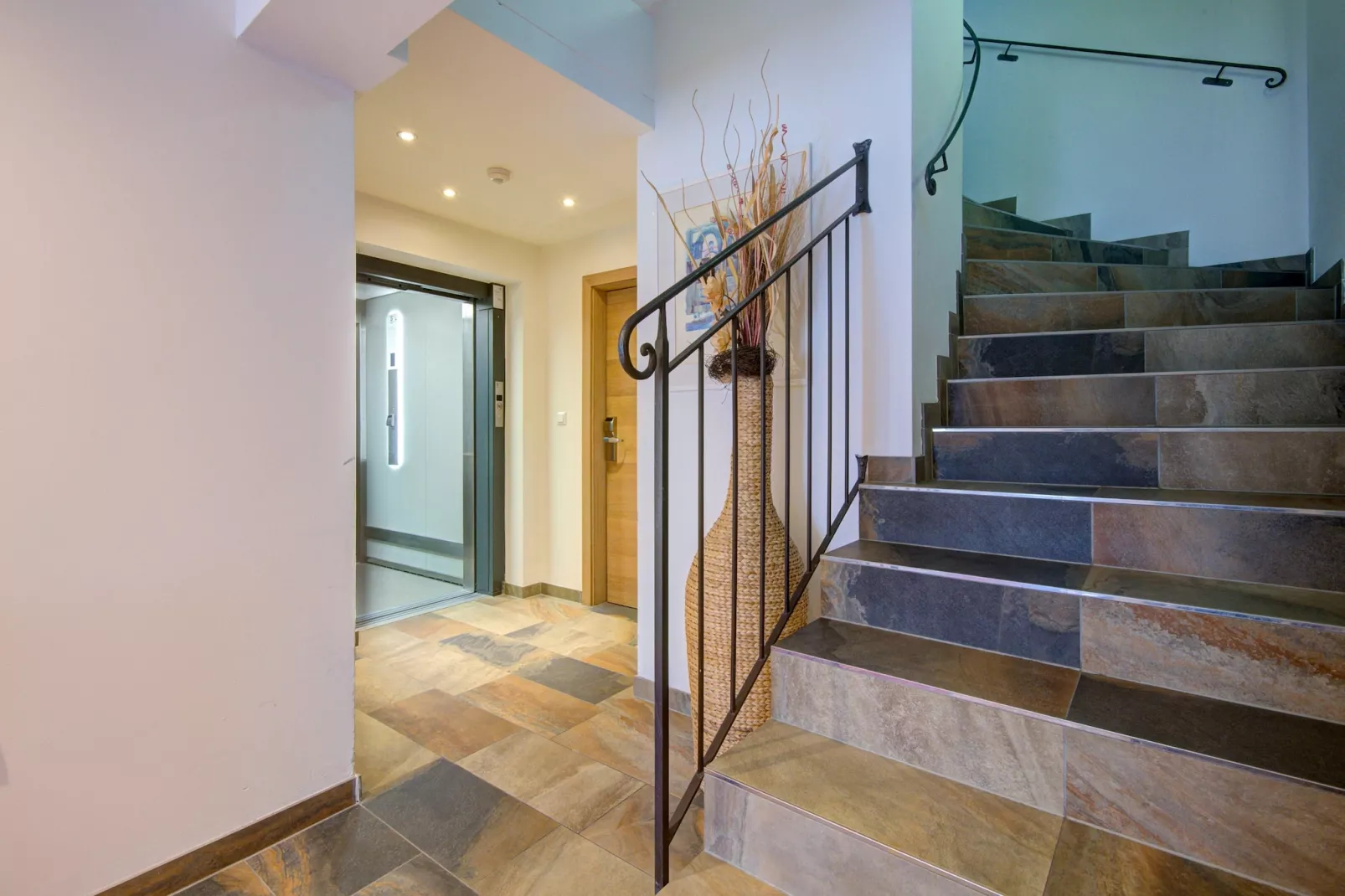 Brunner Apartment Top 4-Overloop