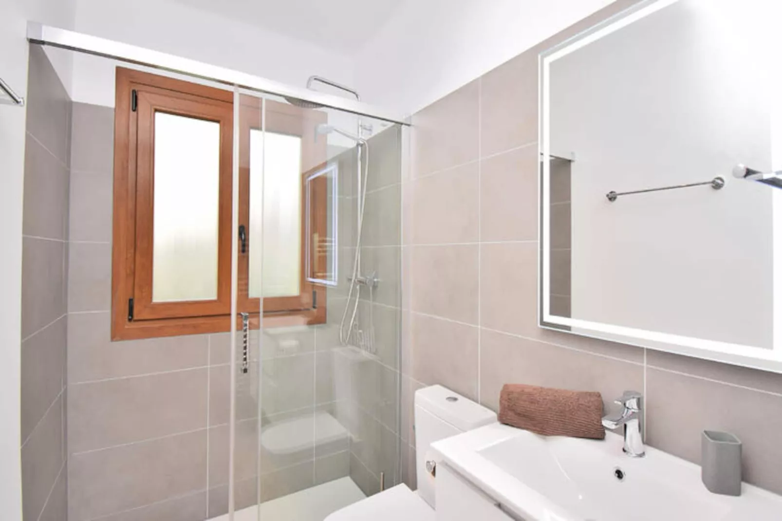 Chalets à Muro-Niet-getagd