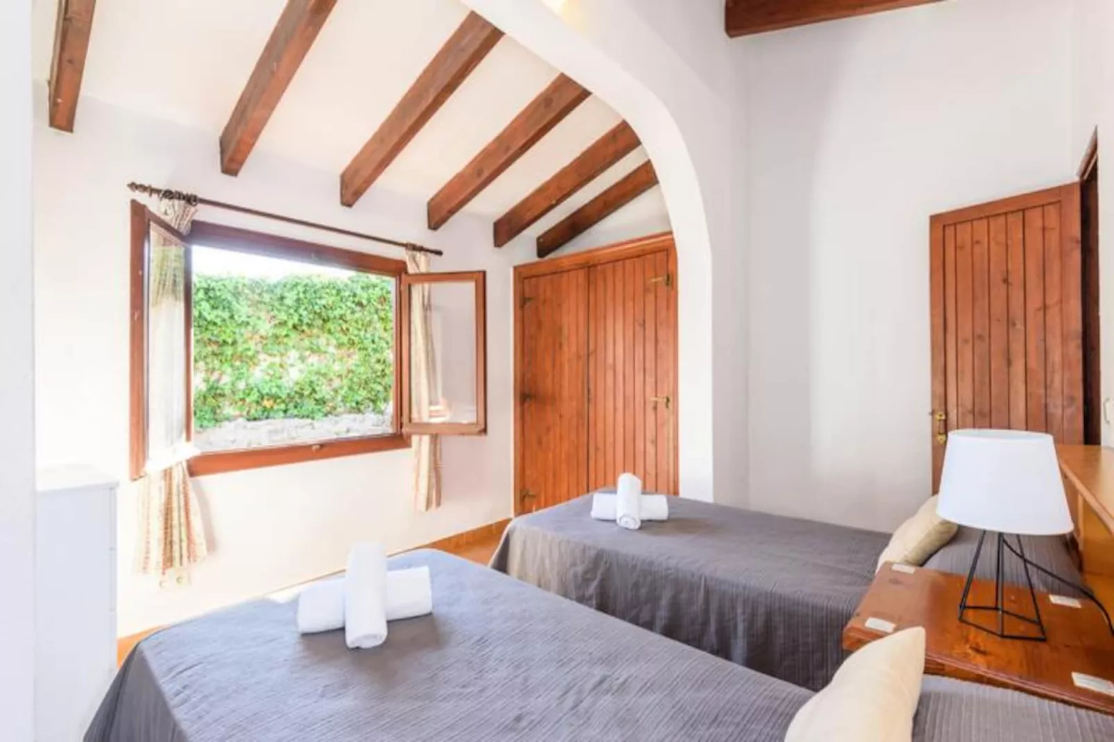 Maison à Cala'n Porter-Niet-getagd