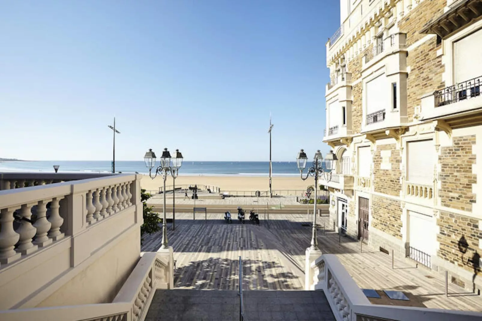 Appartements à Les Sables d'Olonne-Niet-getagd