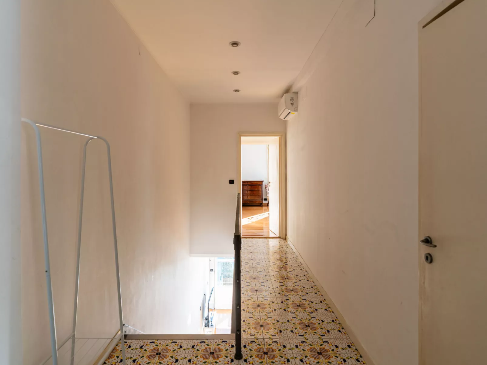 Capo Pino tra le Onde-Binnen