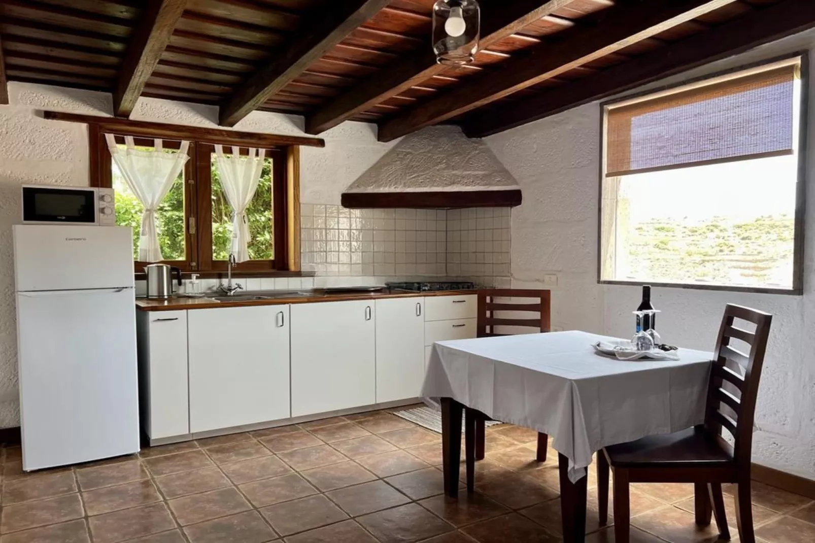 La Bouganvilla - Sitio de la Casa-Eetkamer