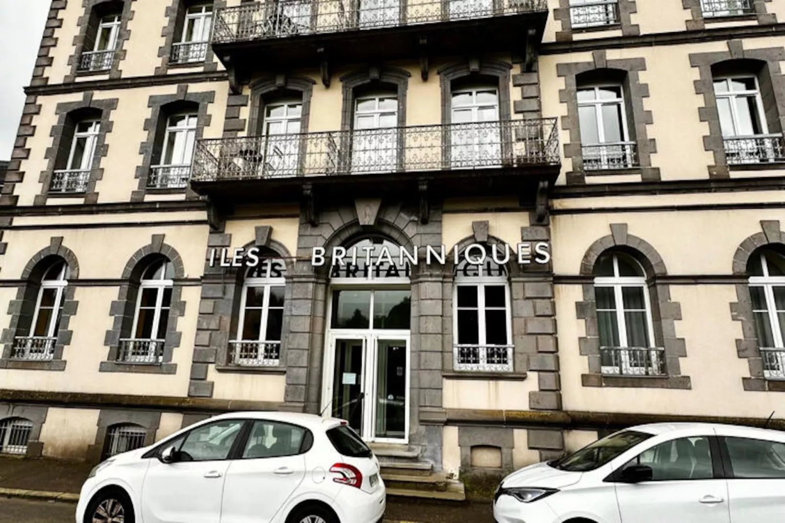 Appartements à La Bourboule-Niet-getagd