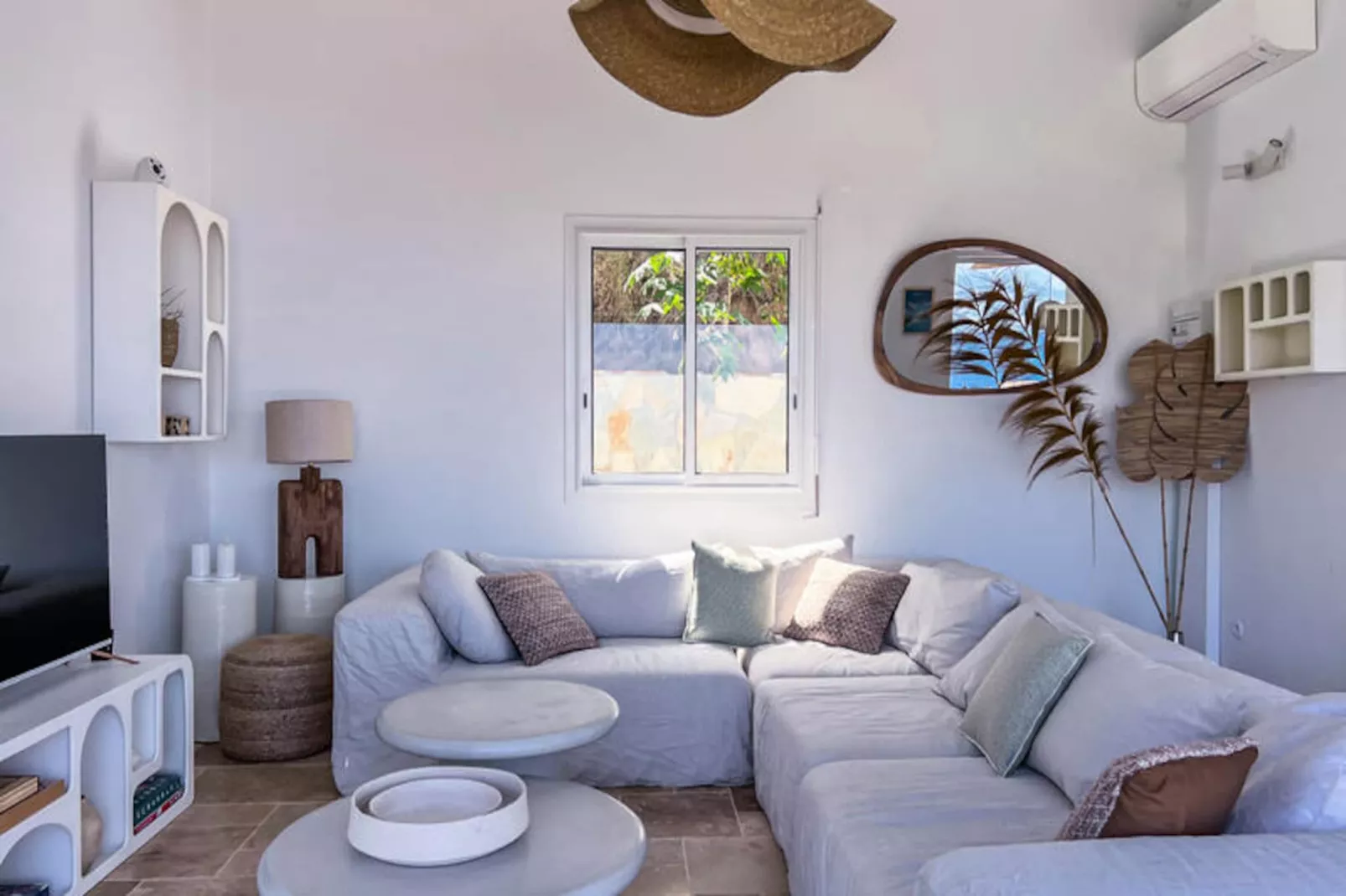 Maison à Terre de Haut-Niet-getagd