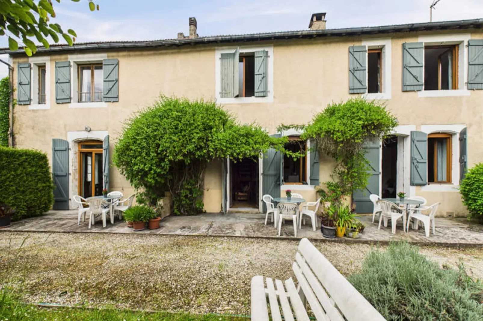 Maison à Montignac-Niet-getagd