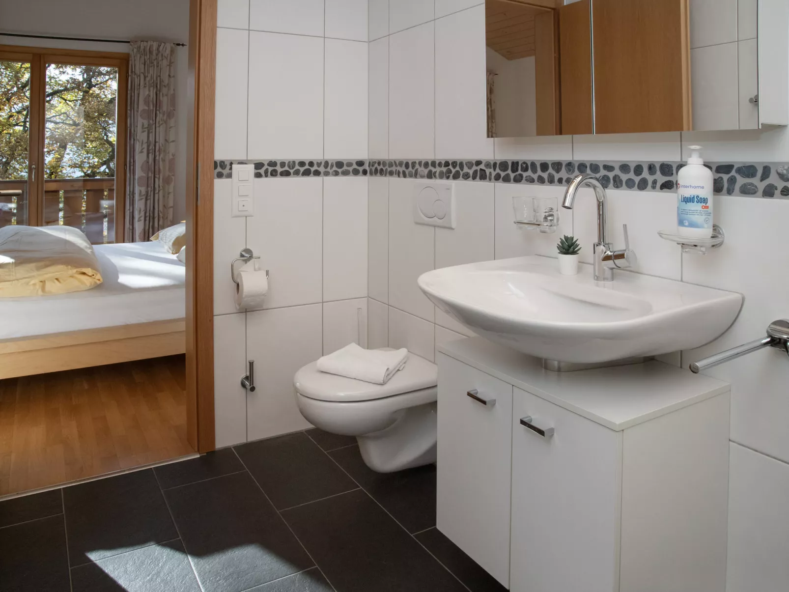 Racer's Retreat Apt.2-Binnen