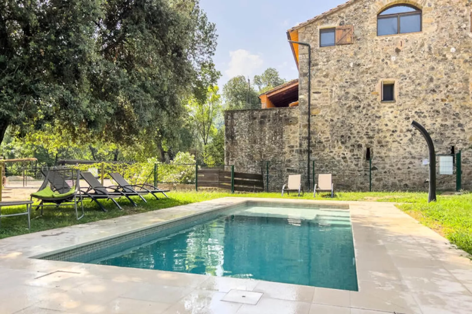 Appartements à Montagut i Oix-Niet-getagd