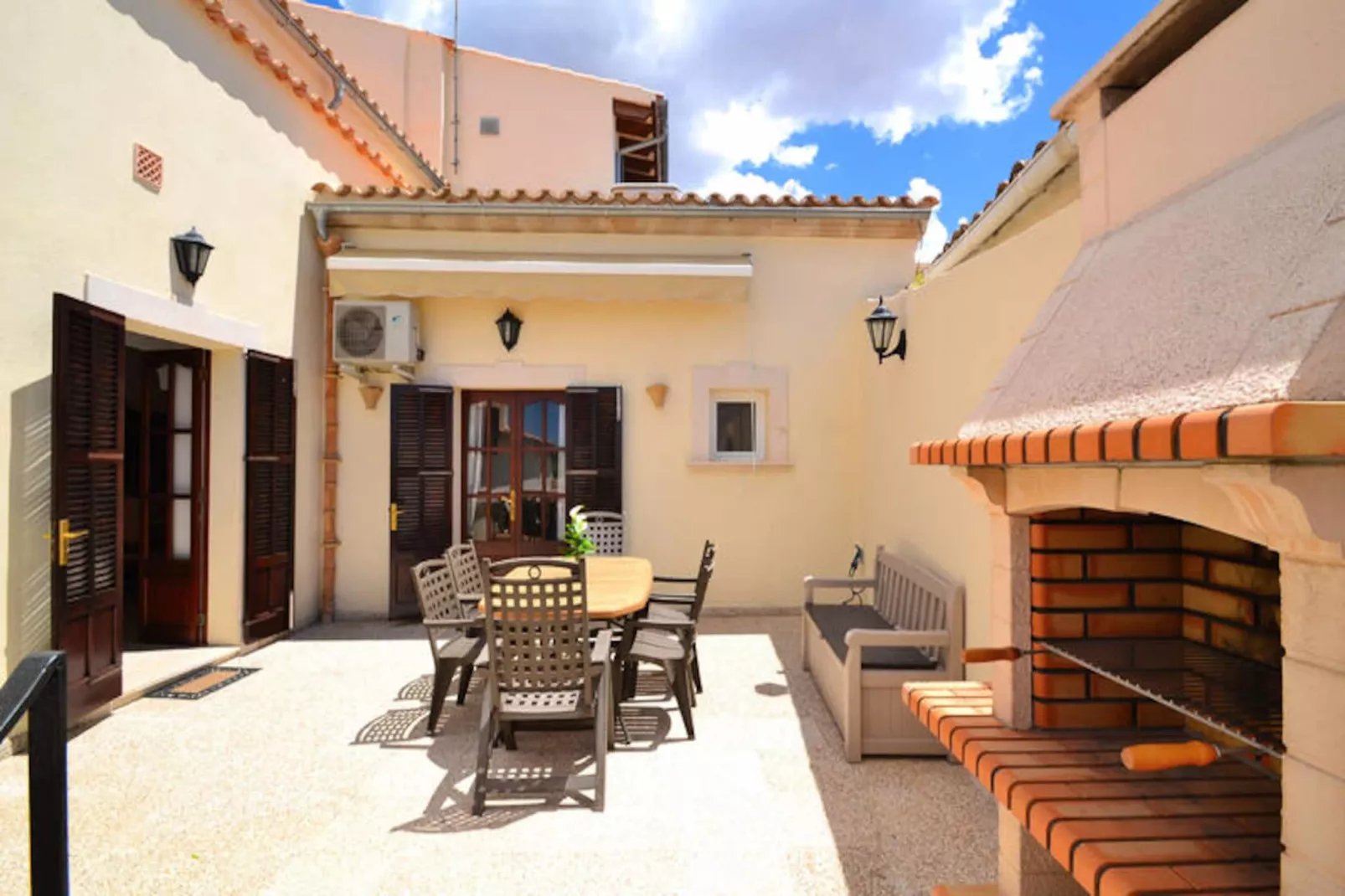 Maison à Búger-Niet-getagd