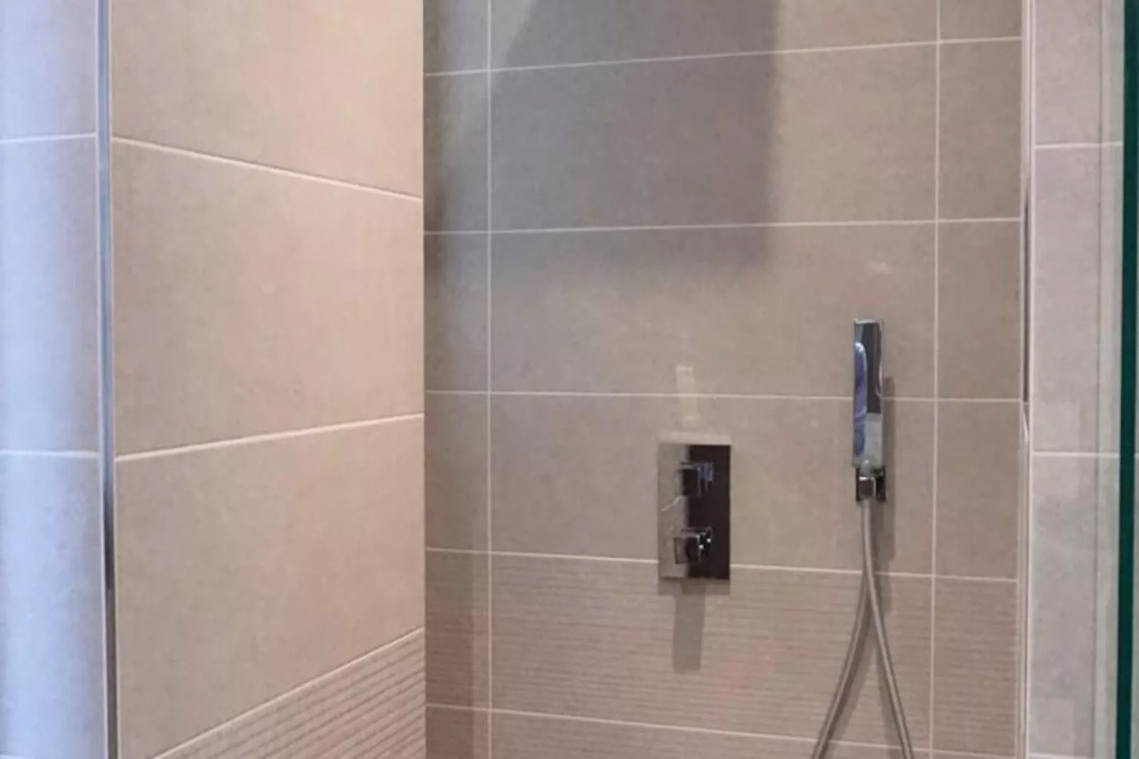 Appartements à Paris-Niet-getagd