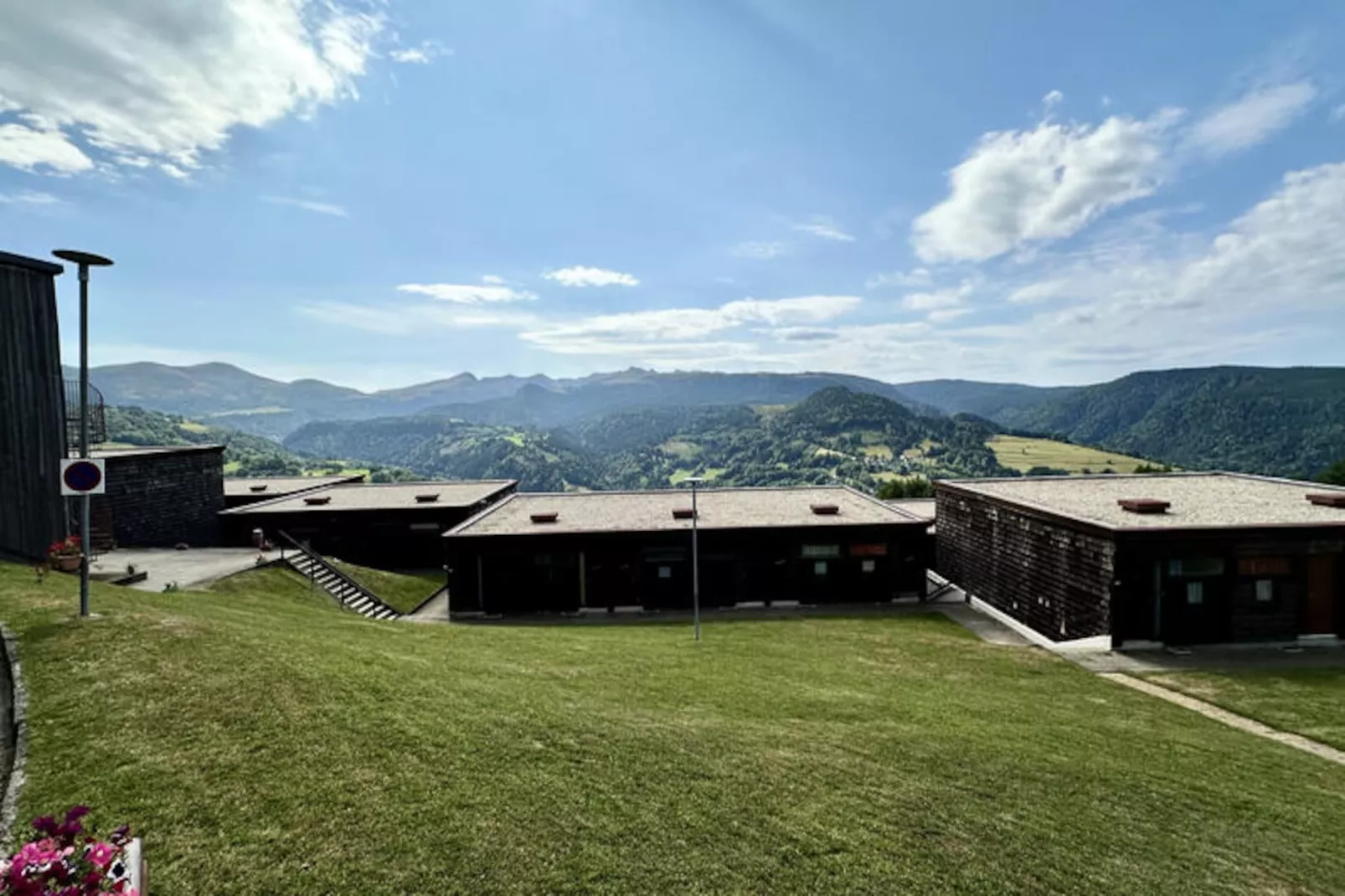 Appartements à Murat Le Quaire-Niet-getagd