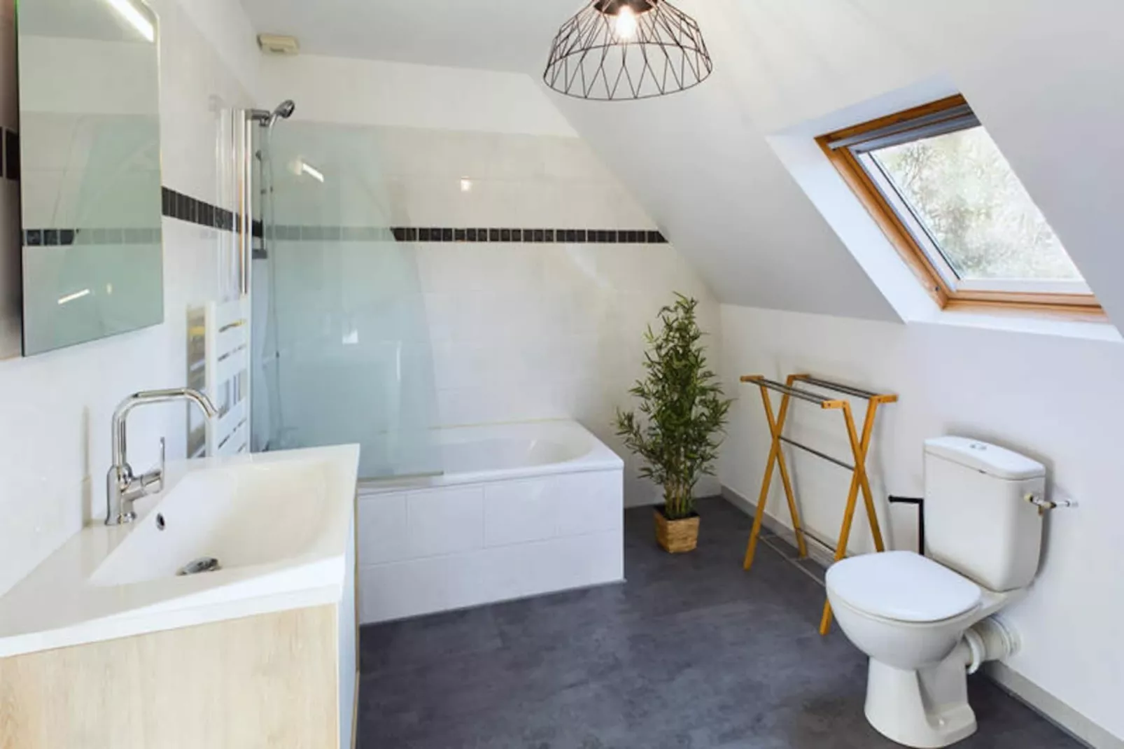 Maison à Plomeur-Niet-getagd